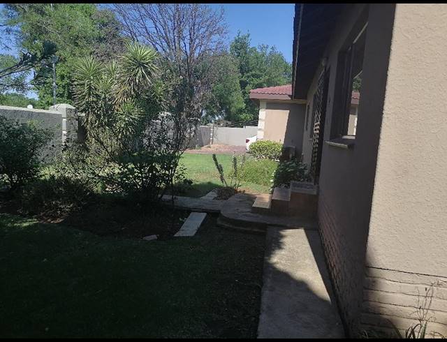 4 bed property to rent in KIBLER PARK